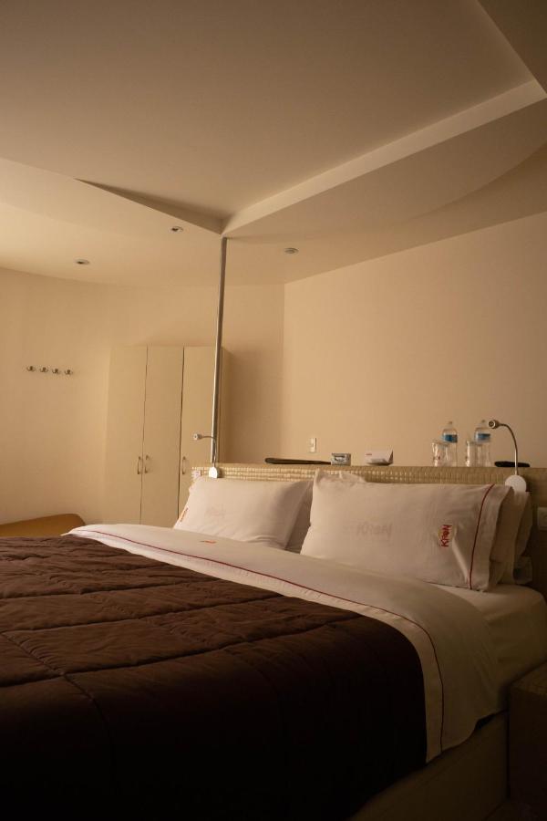Love Hotel Kron Mexico City Exteriör bild