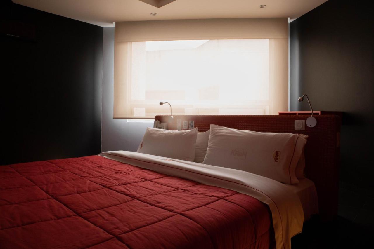 Love Hotel Kron Mexico City Exteriör bild